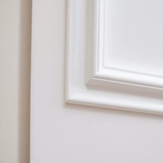 Obróbka ościeżnic drzwi wewnętrzne wykończenie