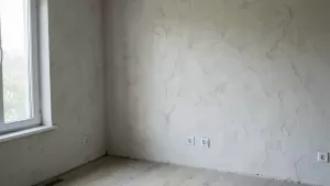 czy stan deweloperski obejmuje gładzie